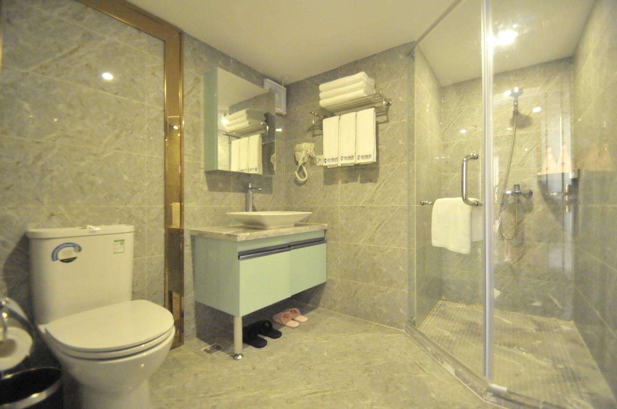 Waifiden Duplex Hotel Apartment Zhongyong Jinyu Branch-Free Shuttle Bus During The Canton Fair Εξωτερικό φωτογραφία
